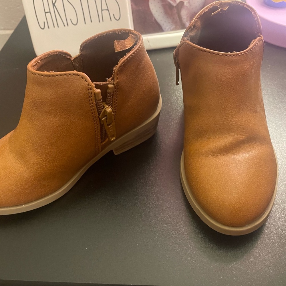 Toddler boots